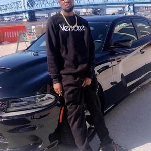 Meet your Posher, Charles